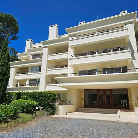 305 Green Park Solanas